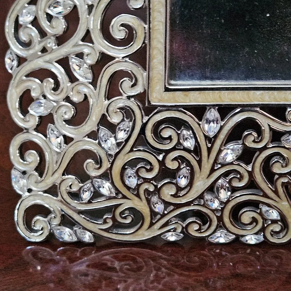 RARE VINTAGE JAY STRONGWATER SCROLL WEDDING DUCHESS MARQUIS CRYSTAL ENAMEL FRAME